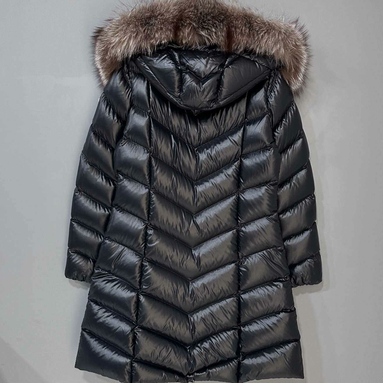 Moncler Moncler Down Down Jacket L Women Size L / US 10 / IT 46 - 3 Thumbnail