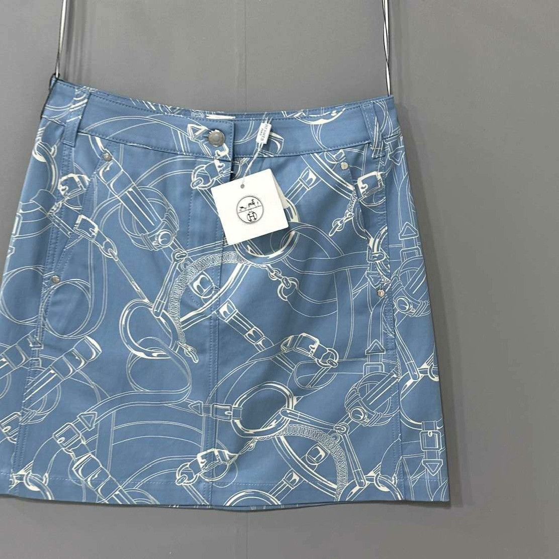 Hermes Hermes Denim Printed Blue Skirt 28 Women Size 28" / US 6 / IT 42 - 2 Thumbnail