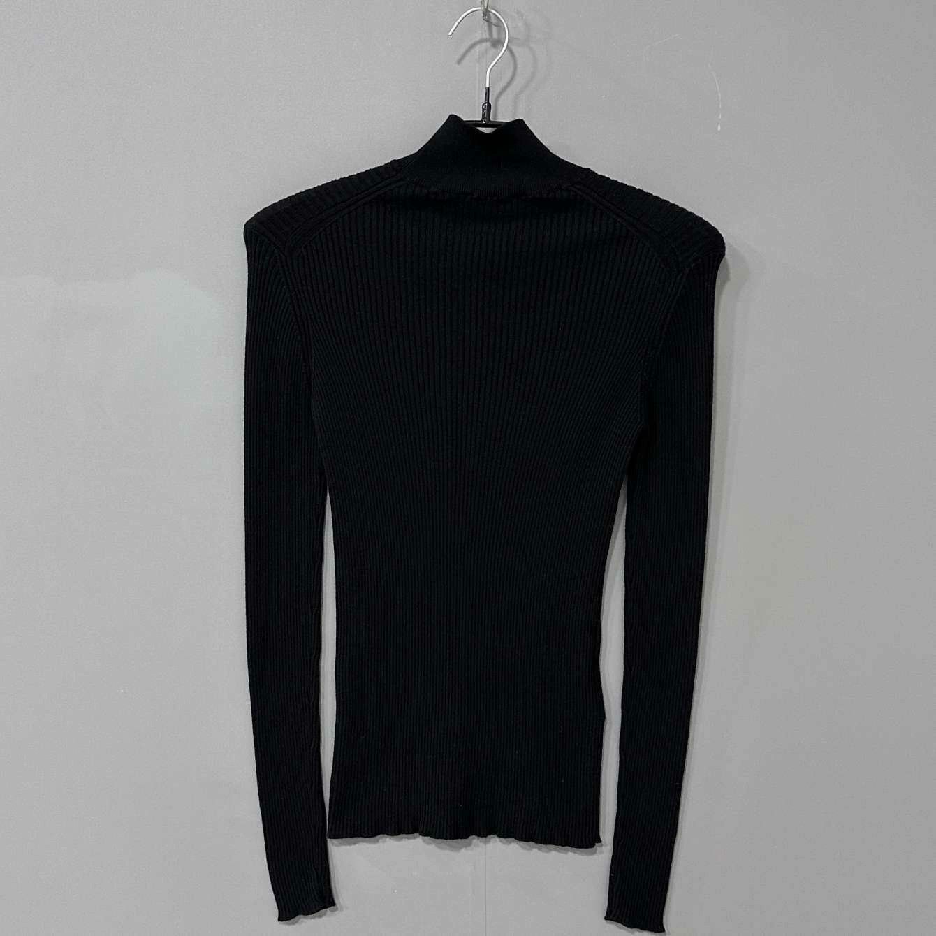 Prada Prada Black Sweater it_38 Women Size XS / US 0-2 / IT 36-38 - 2 Thumbnail
