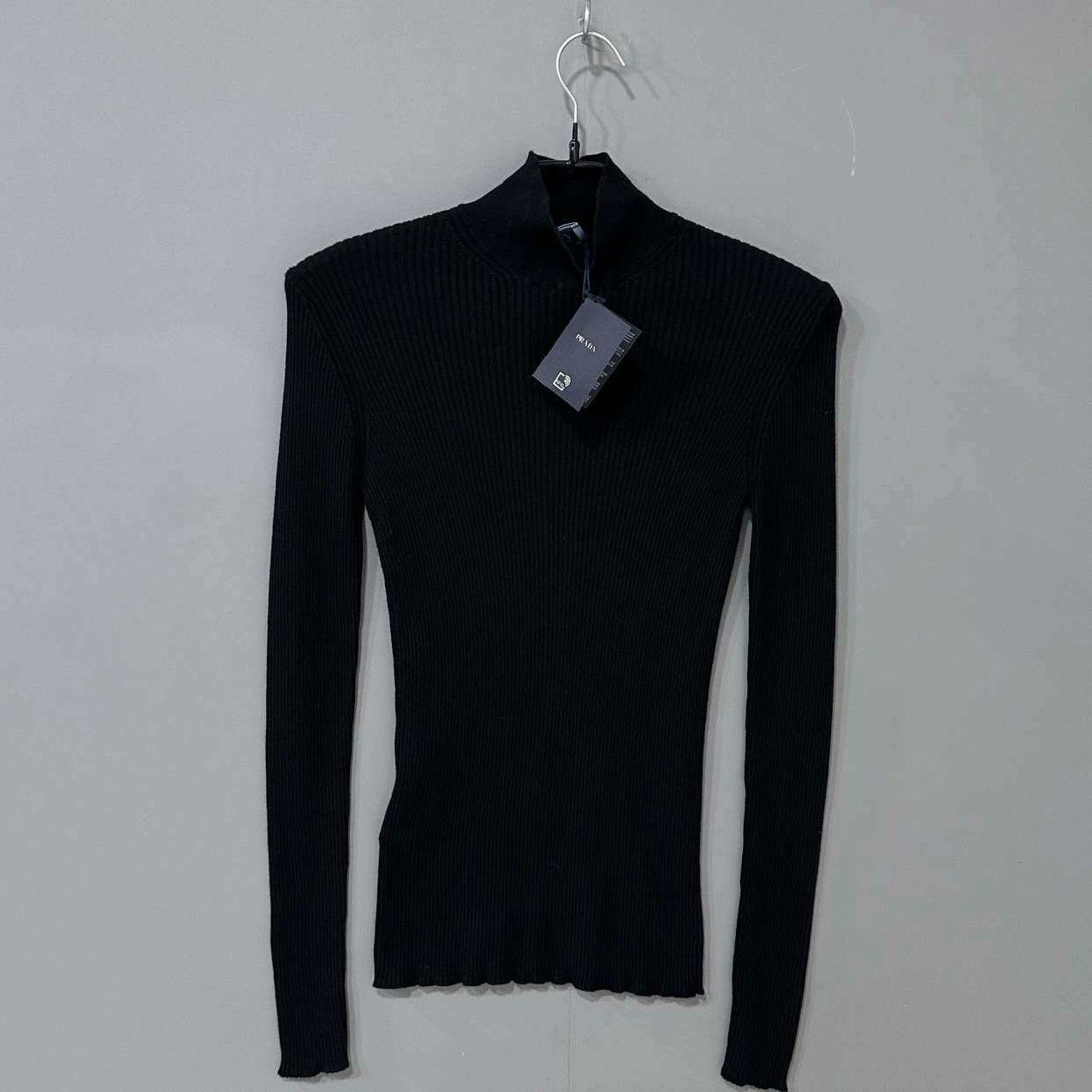 Prada Prada Black Sweater it_38 Women Size XS / US 0-2 / IT 36-38 - 3 Thumbnail