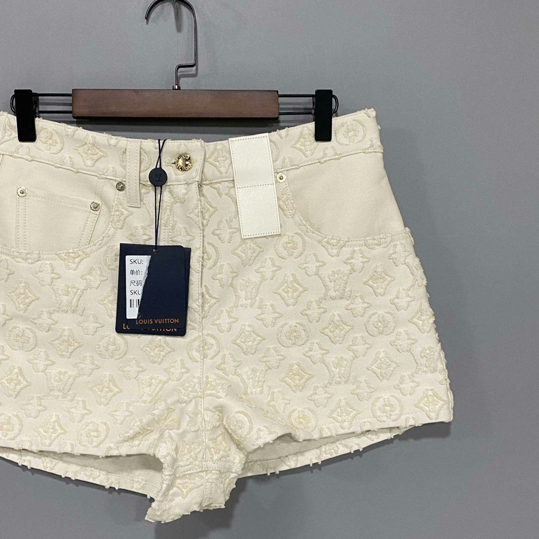 Louis Vuitton Louis Vuitton Pants 25 Women Size 25" / US 0 / IT 36 - 3 Thumbnail