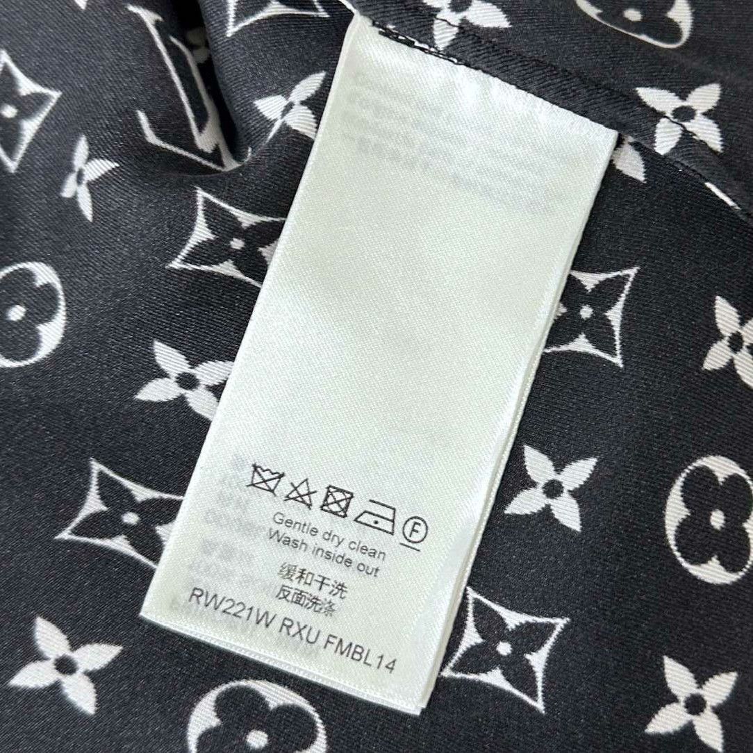Louis Vuitton Louis Vuitton Silk Shirt s Men Size US S / EU 44-46 / 1 - 4 Thumbnail