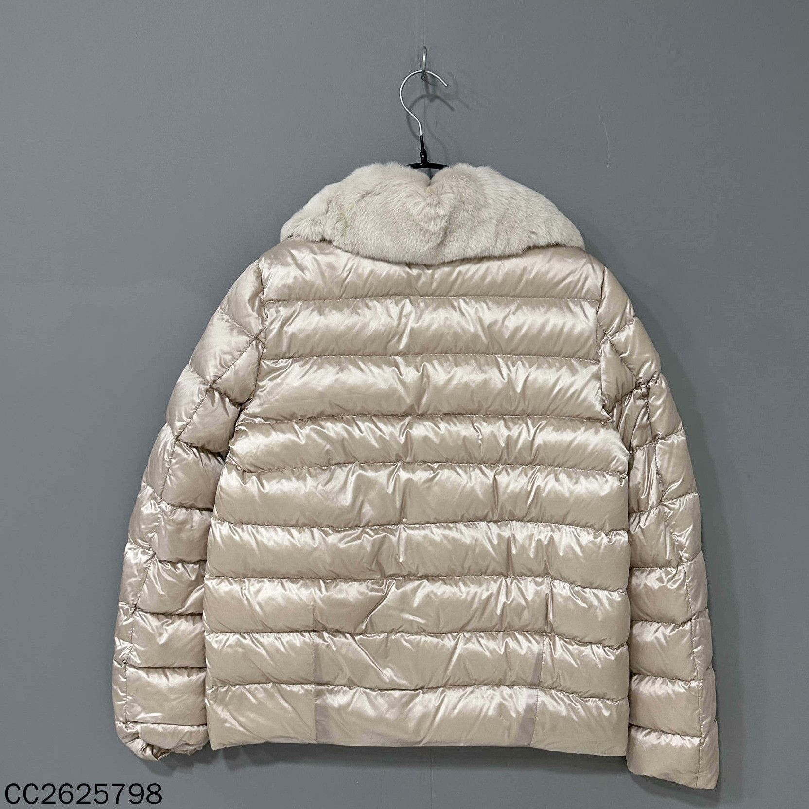 Moncler Moncler Down Down Jacket S Women Size S / US 4 / IT 40 - 3 Thumbnail