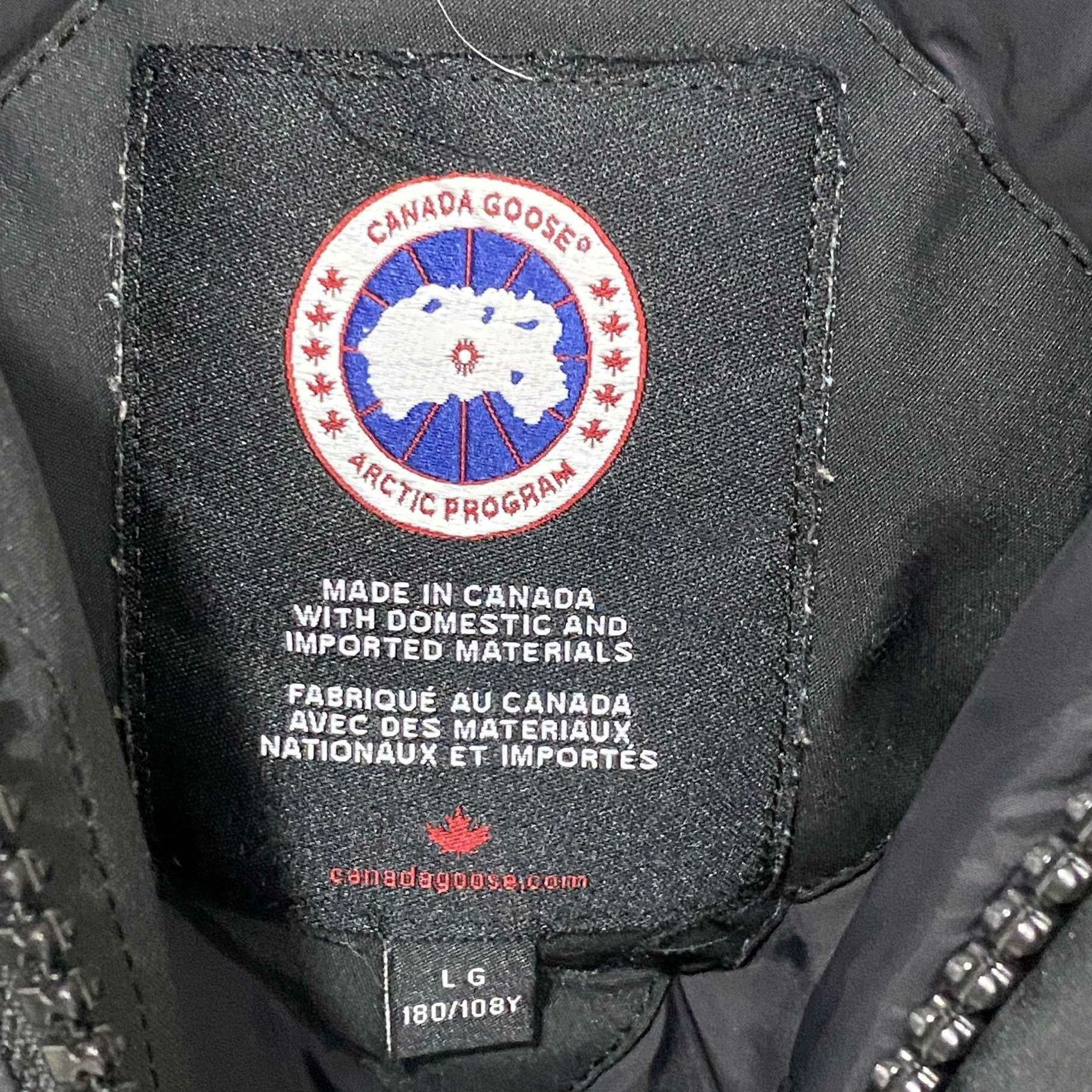 Canada Goose Canada Goose Down Black Heavy Coat l Men Size US L / EU 52-54 / 3 - 6 Thumbnail