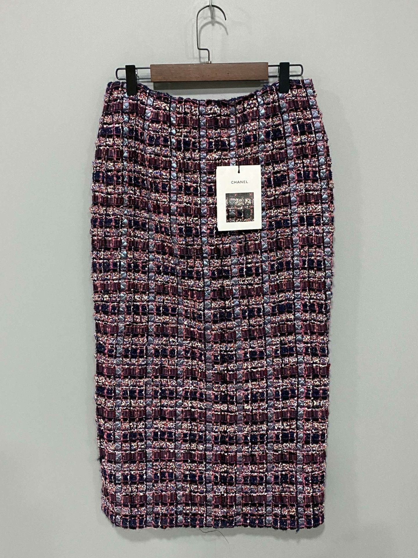 Chanel Chanel Skirt 28 Women Size 28" / US 6 / IT 42 - 2 Thumbnail