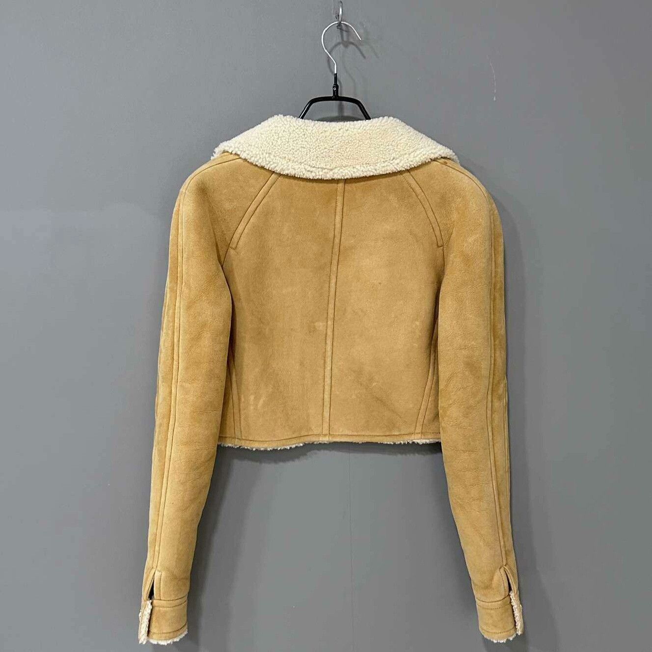 Chanel Chanel Yellow Jacket M Women Size M / US 6-8 / IT 42-44 - 3 Thumbnail