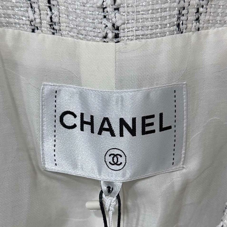 Chanel Chanel Plaid Cropped White Jacket S Women Size S / US 4 / IT 40 - 8 Thumbnail