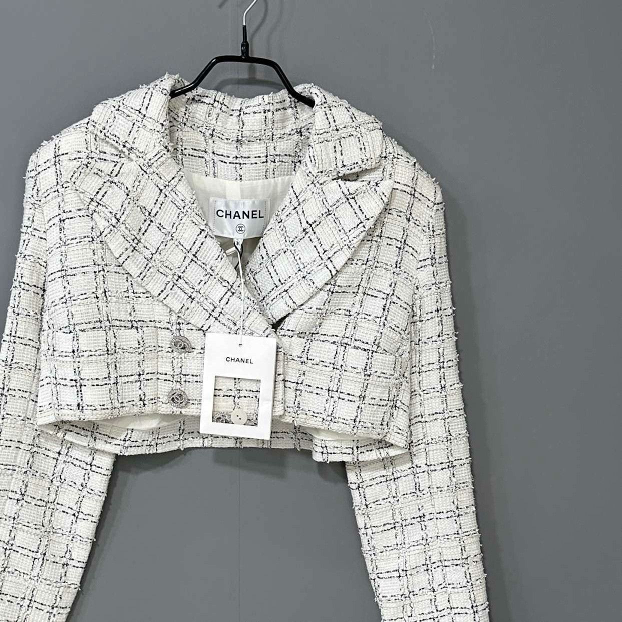 Chanel Chanel Plaid Cropped White Jacket S Women Size S / US 4 / IT 40 - 2 Thumbnail