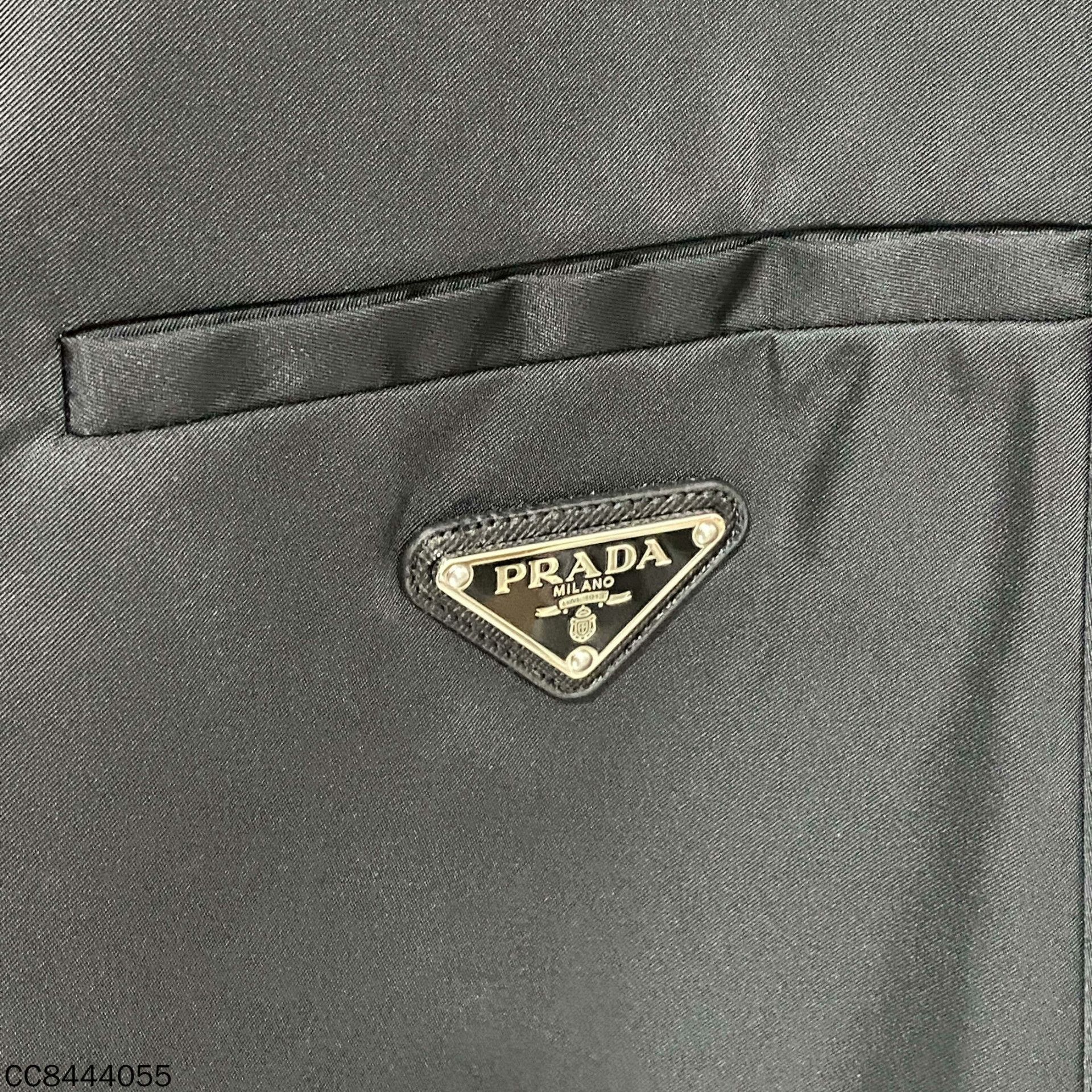 Prada Prada Retro Skirt 38 Women Size 38" / US 16 / IT 52 - 4 Thumbnail