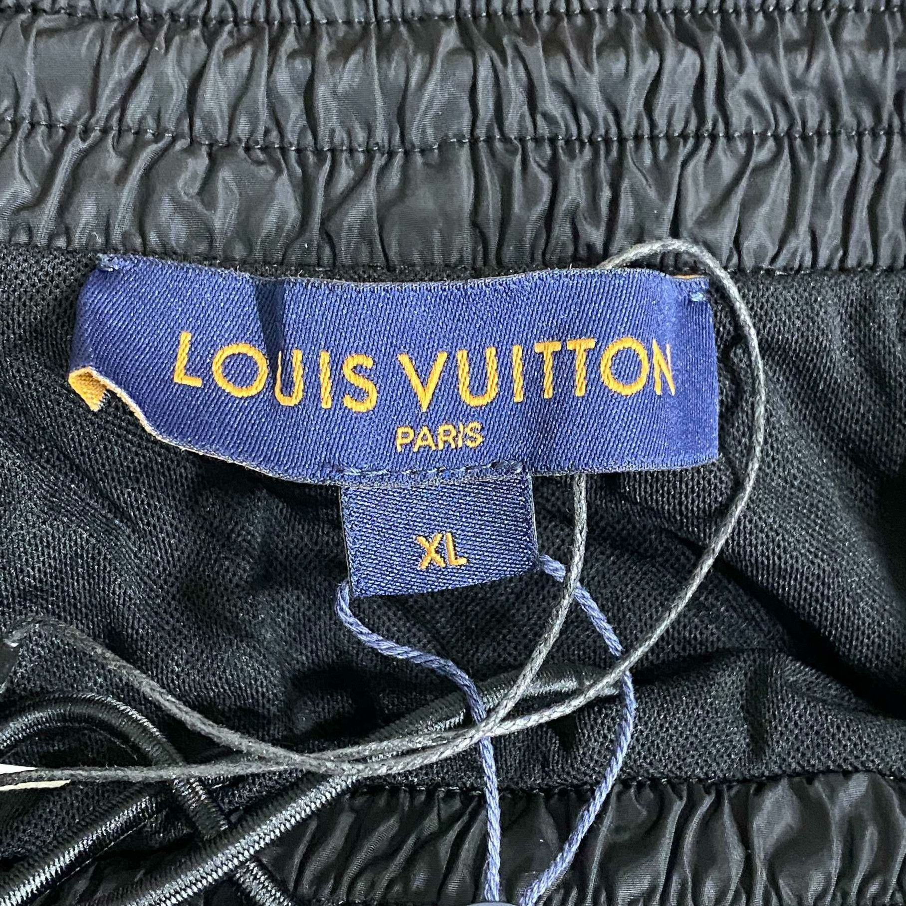Louis Vuitton Louis Vuitton Retro Printed Shorts 36 Men Size US 36 / EU 52 - 4 Thumbnail