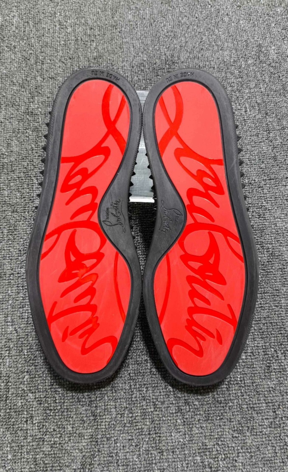 Christian Louboutin Christian Louboutin Suede Red Lowtop Sneakers 6 Men Size US 6 / EU 39 - 5 Thumbnail