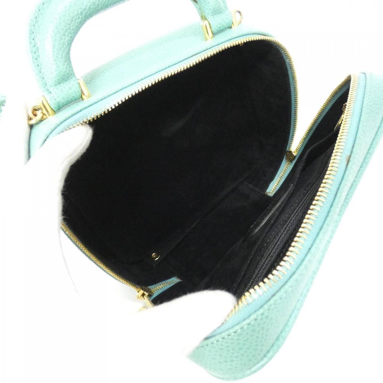 Chanel Chanel Chanel Caviar Skin Shoulder Bag Leather Crossbody Bag DUTY FREE for USA Size ONE SIZE - 9 Thumbnail