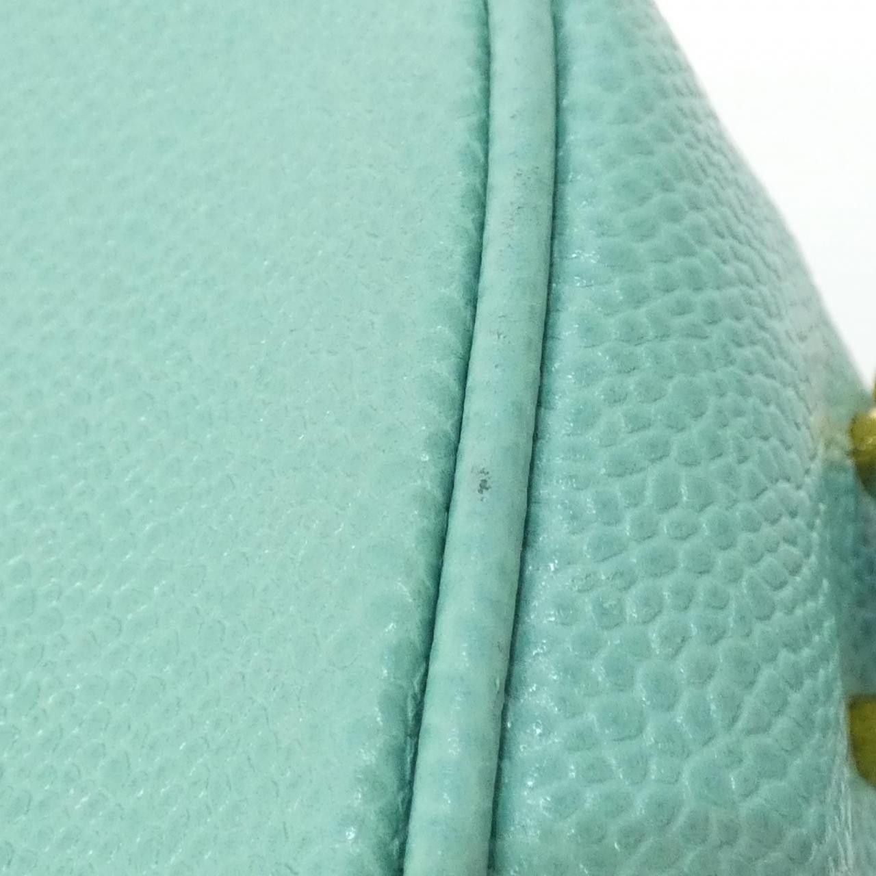Chanel Chanel Chanel Caviar Skin Shoulder Bag Leather Crossbody Bag DUTY FREE for USA Size ONE SIZE - 5 Thumbnail