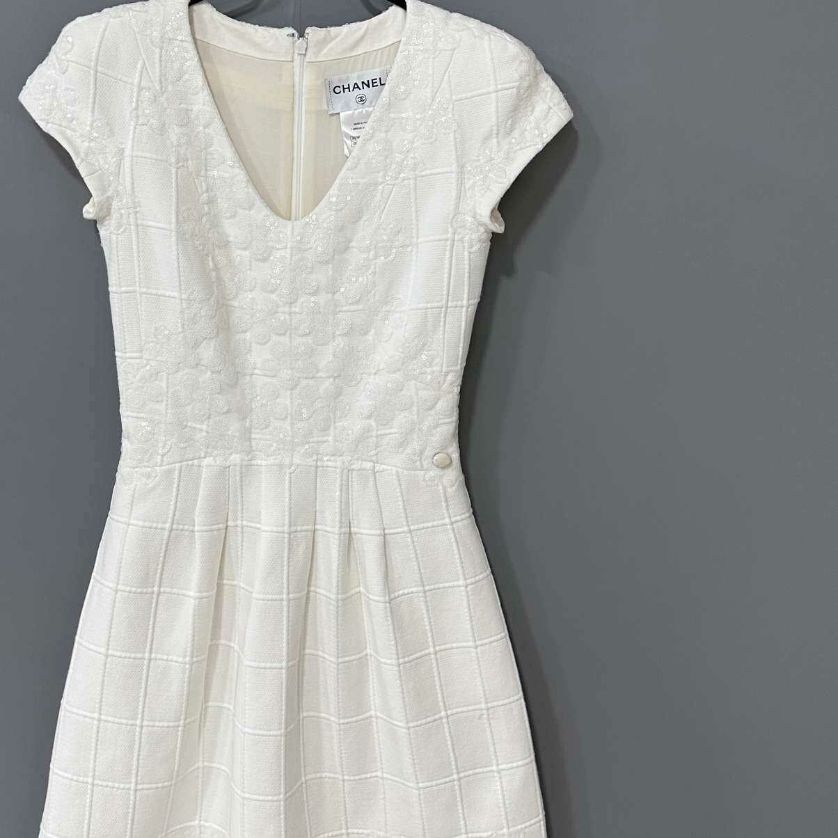 Chanel Chanel Embroidered White Dress it_34 Women Size XXS / US 00 / IT 34 - 2 Thumbnail