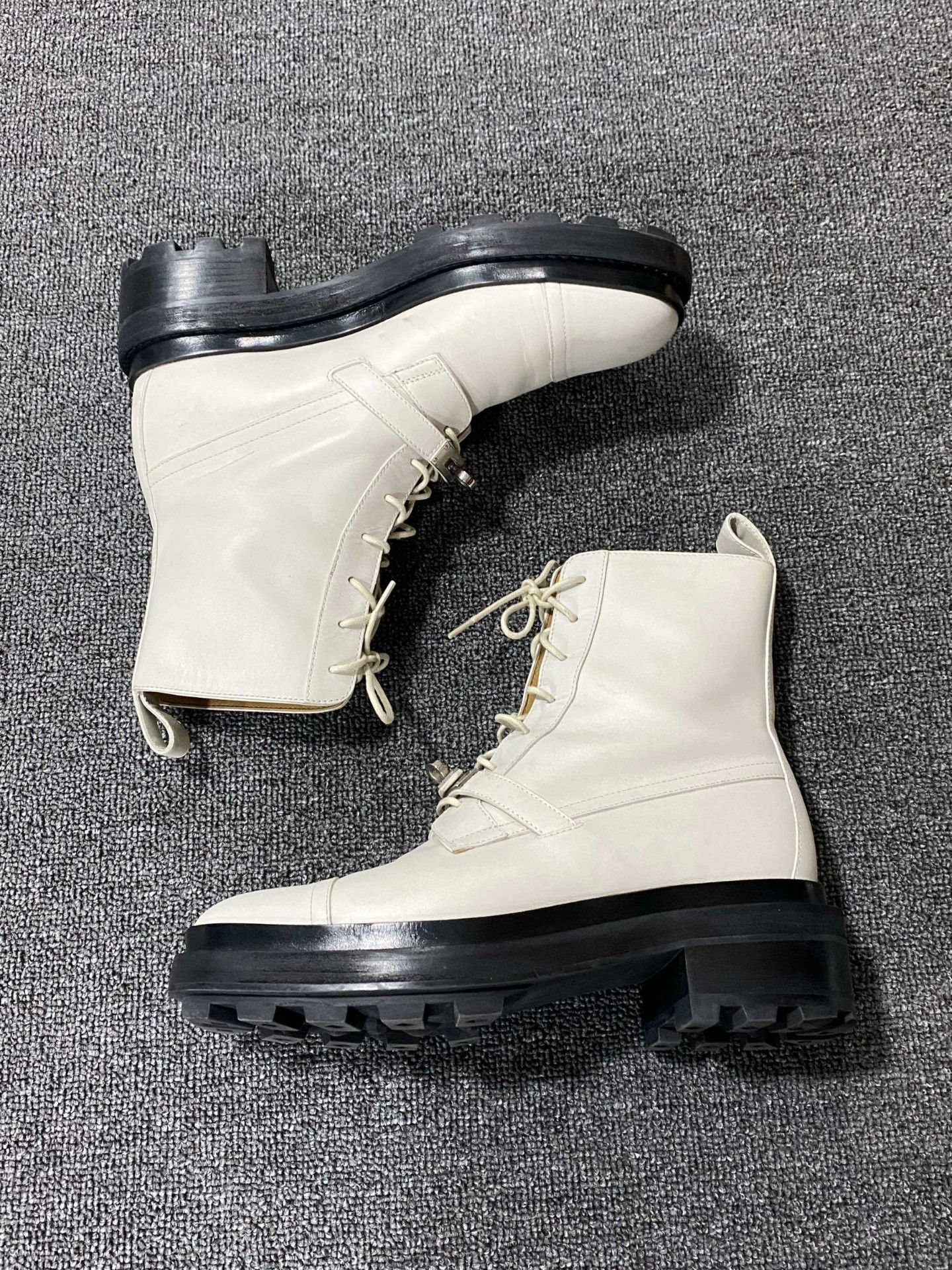Hermes Hermes White Boots us_7-5 Women Size US 7.5 / IT 37.5 - 3 Thumbnail
