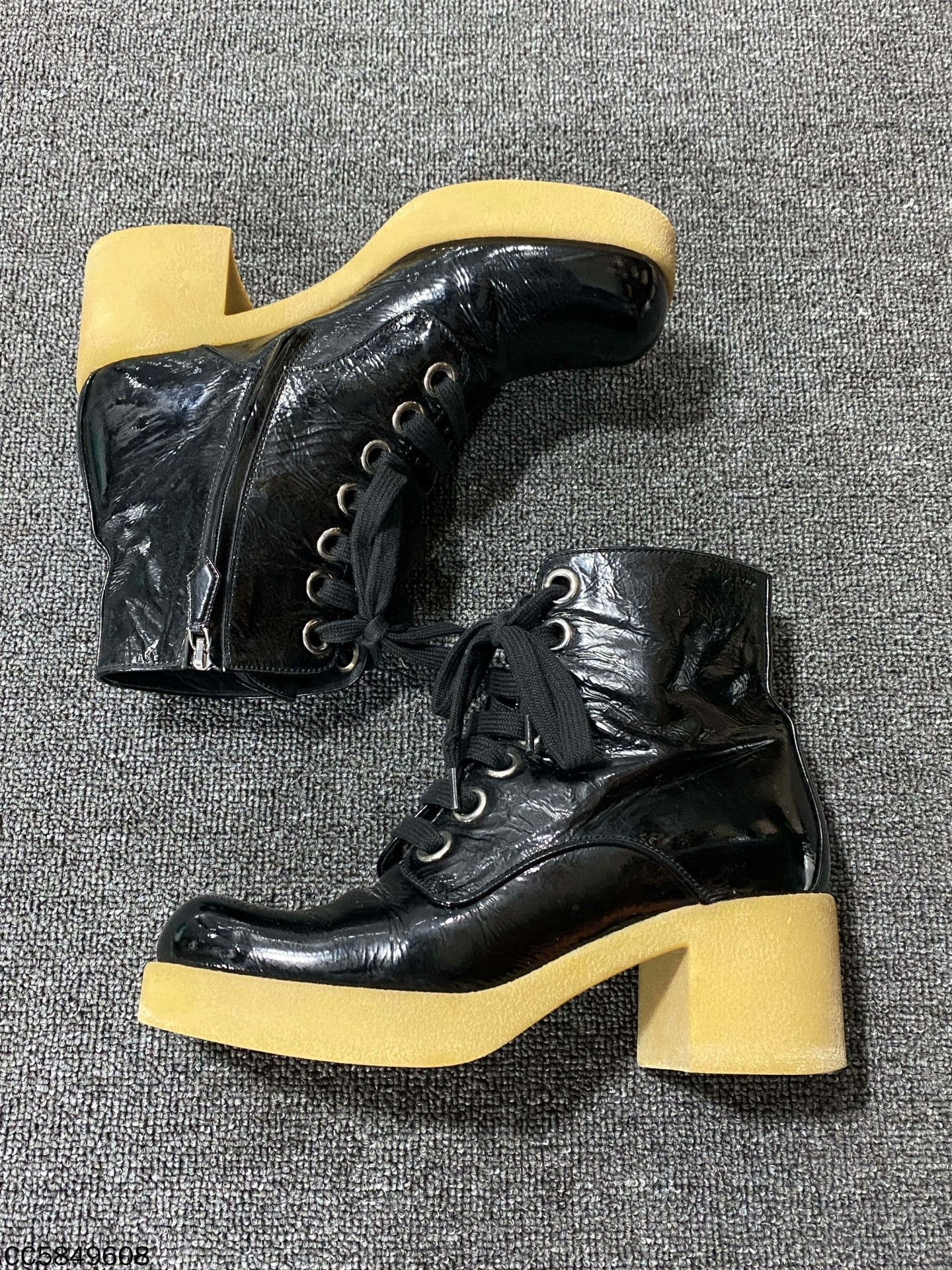 Miu Miu Miu Miu Patent Boots us_8 Women Size US 8 / IT 38 - 3 Thumbnail