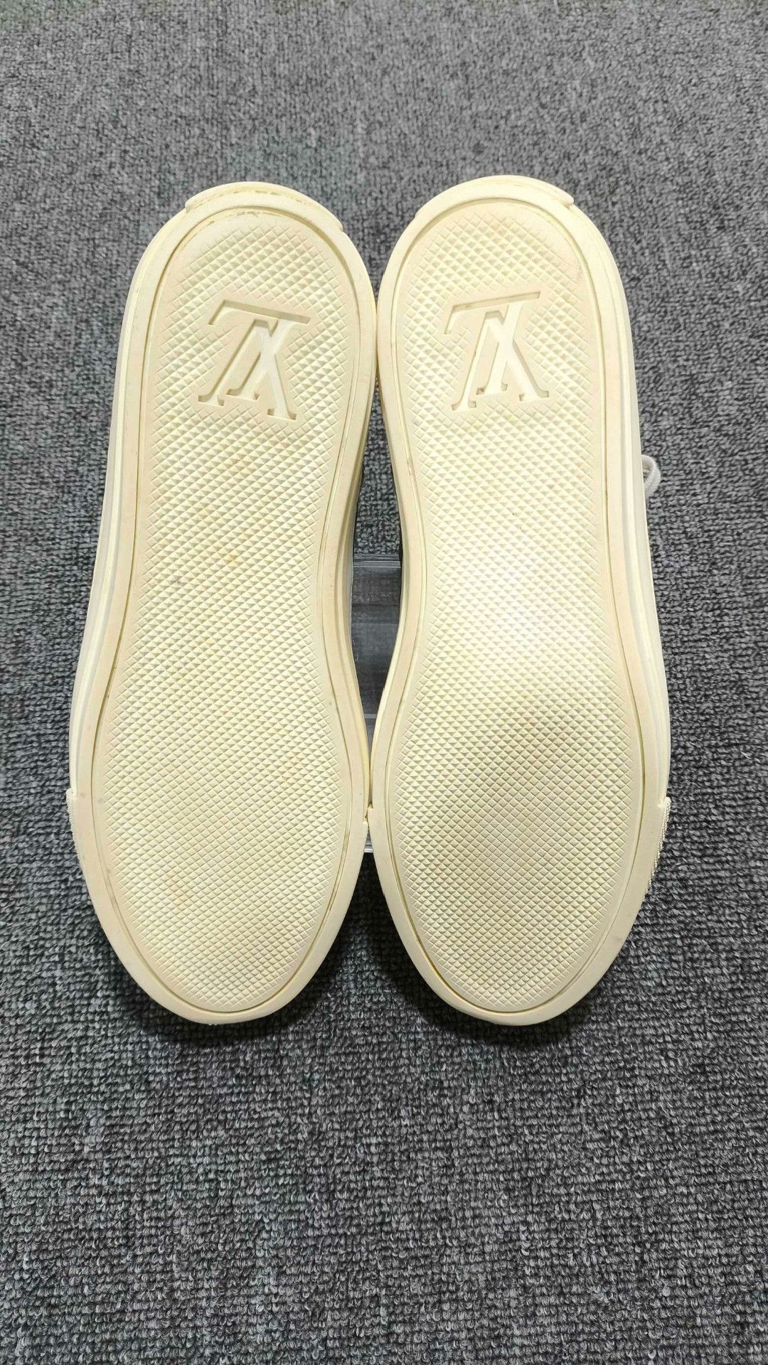 Louis Vuitton Louis Vuitton Retro Denim Lowtop Sneakers us_7-5 Women Size US 7.5 / IT 37.5 - 6 Thumbnail