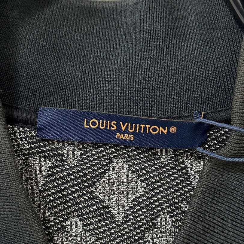 Louis Vuitton Louis Vuitton Light Jacket s Men Size US S / EU 44-46 / 1 - 7 Thumbnail