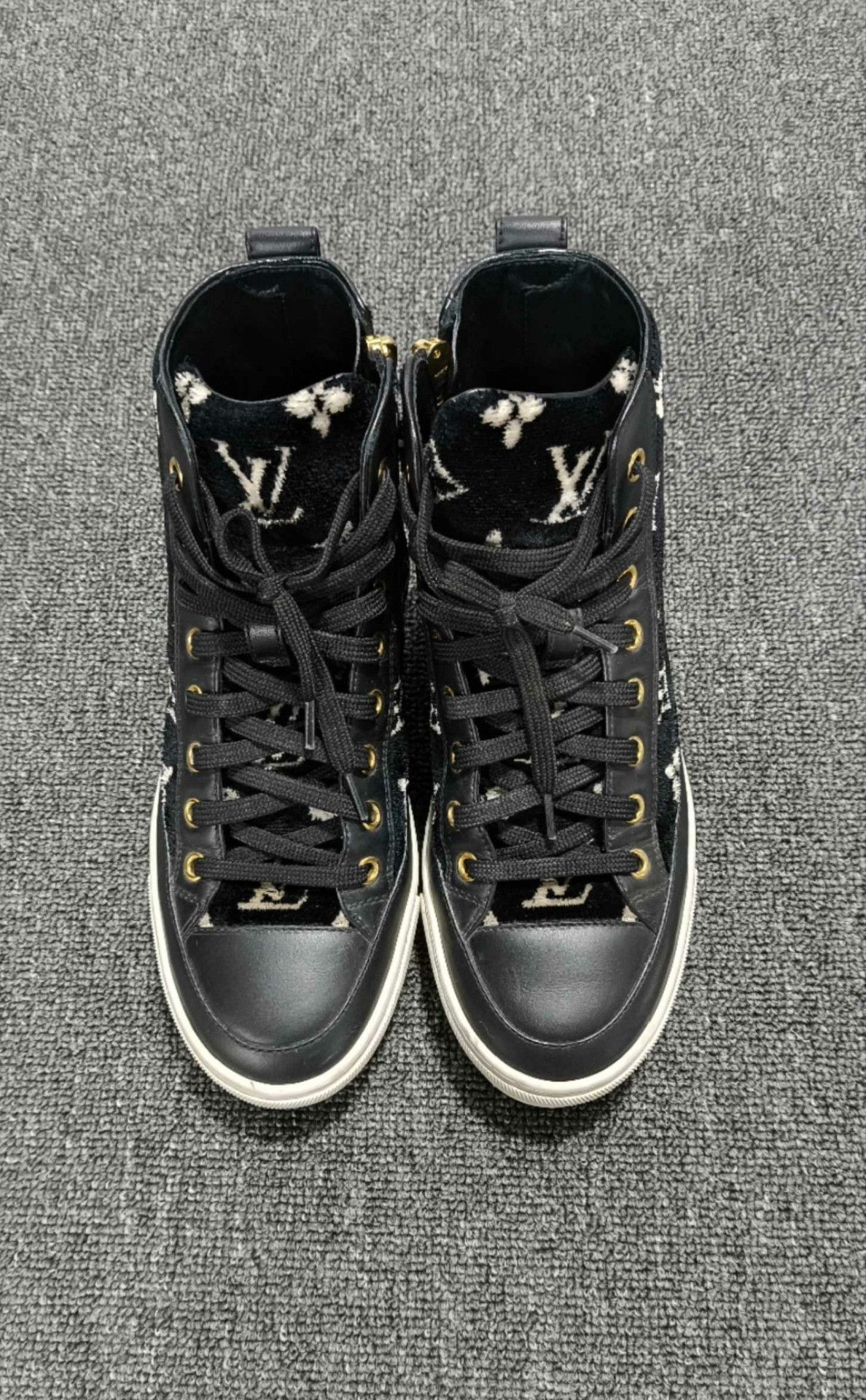 Louis Vuitton Louis Vuitton Hitop Sneakers us_5 Women Size US 5 / IT 35 - 2 Thumbnail