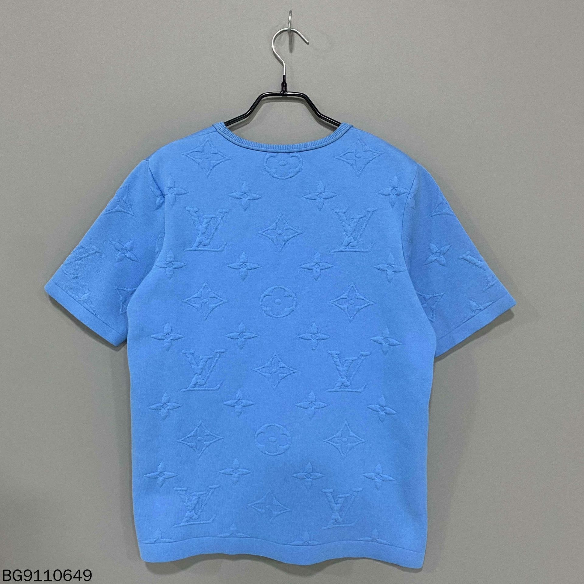 Louis Vuitton Louis Vuitton Retro T-Shirt S Women Size S / US 4 / IT 40 - 3 Thumbnail
