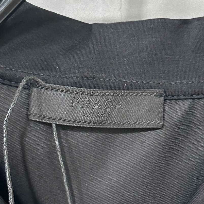 Prada Prada Retro T-Shirt s Men Size US S / EU 44-46 / 1 - 5 Thumbnail