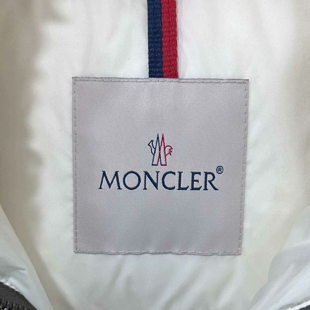 Moncler Moncler Down Heavy Coat s Men Size US S / EU 44-46 / 1 - 4 Thumbnail