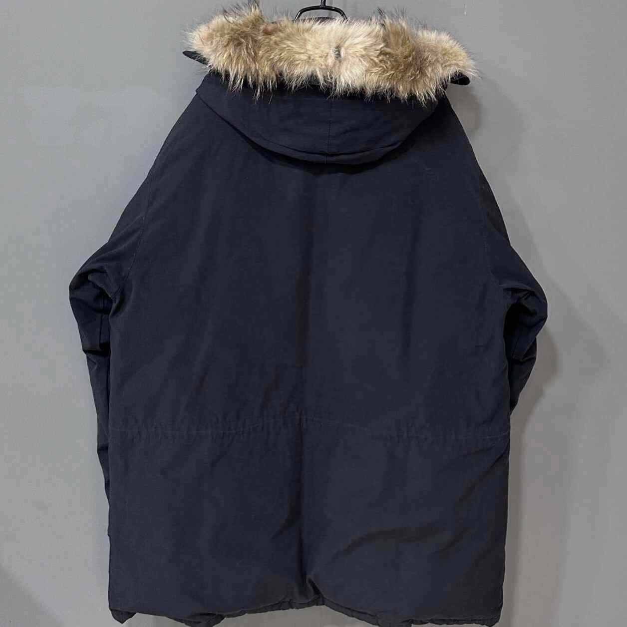 Canada Goose Canada Goose Down White Heavy Coat m Men Size US M / EU 48-50 / 2 - 3 Thumbnail