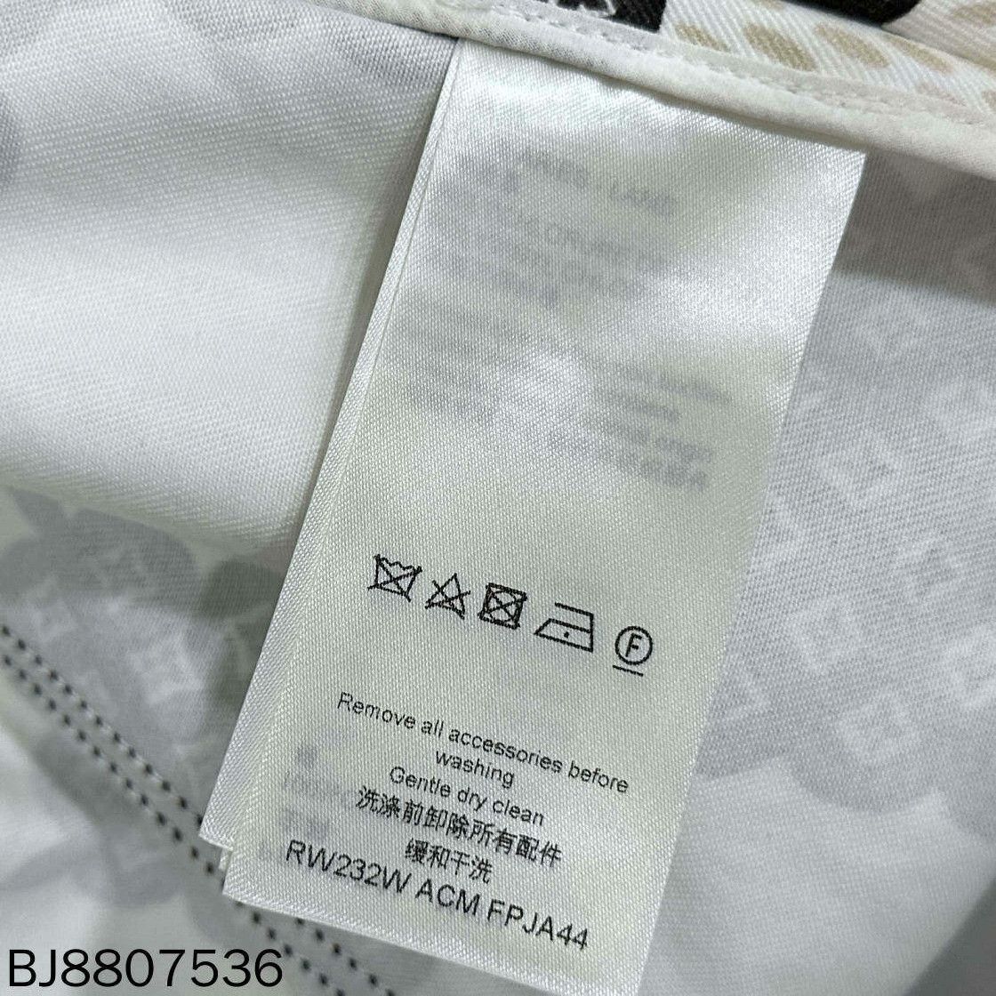Louis Vuitton Louis Vuitton Denim Jacket 40 Women Size M / US 6-8 / IT 42-44 - 5 Thumbnail
