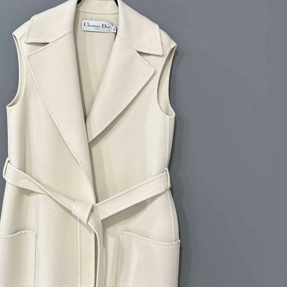 Dior Dior Wool White Item XS Women Size XS / US 0-2 / IT 36-38 - 2 Thumbnail
