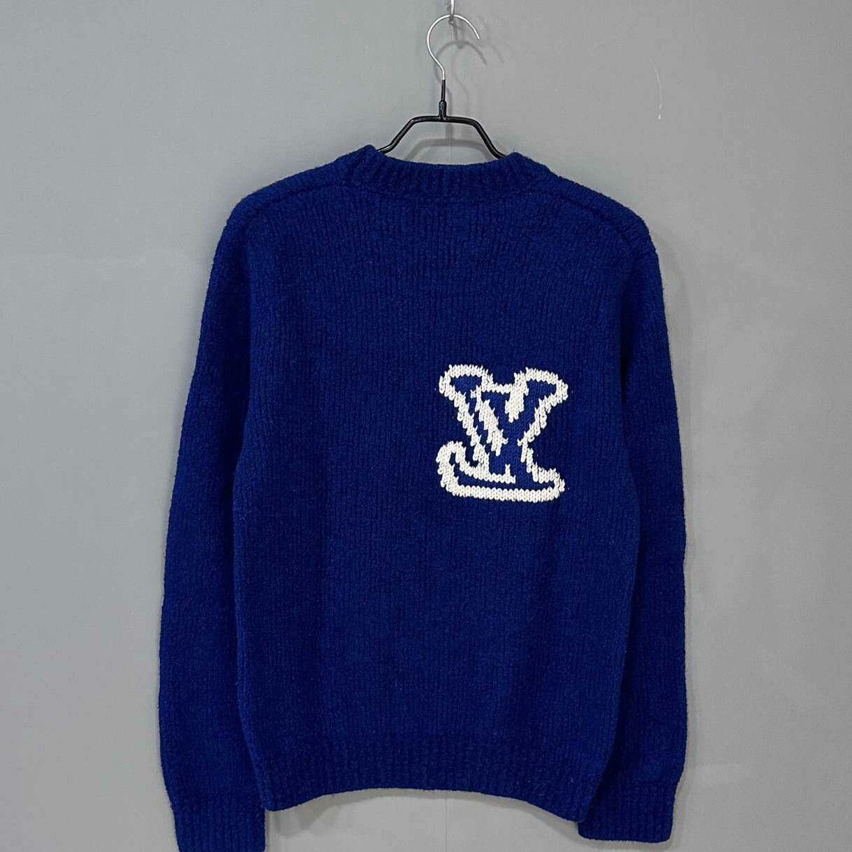 Louis Vuitton Louis Vuitton Retro Blue Sweater S Women Size S / US 4 / IT 40 - 3 Thumbnail