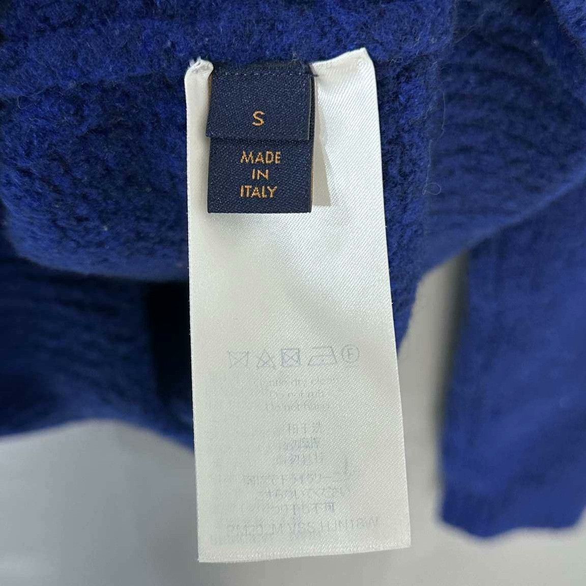 Louis Vuitton Louis Vuitton Retro Blue Sweater S Women Size S / US 4 / IT 40 - 4 Thumbnail