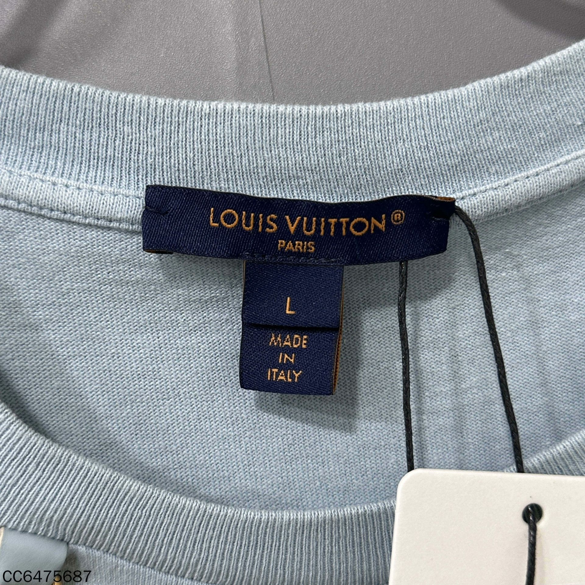 Louis Vuitton Louis Vuitton Retro Blue T-Shirt l Men Size US L / EU 52-54 / 3 - 5 Thumbnail