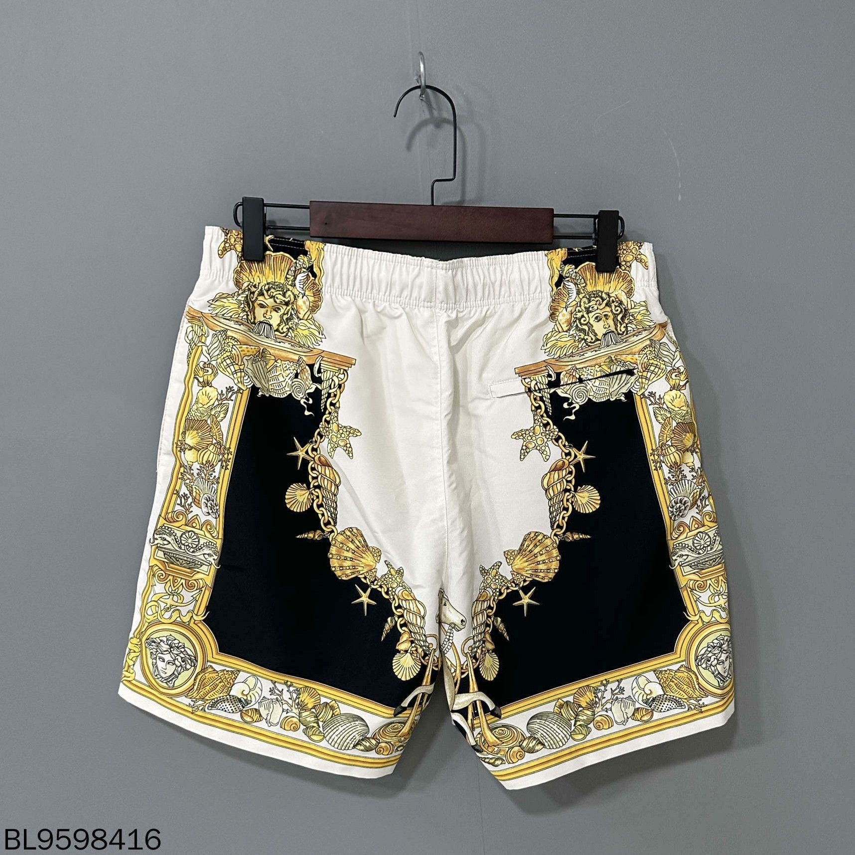 Versace Versace Silk Shorts 30 Men Size US 30 / EU 46 - 3 Thumbnail