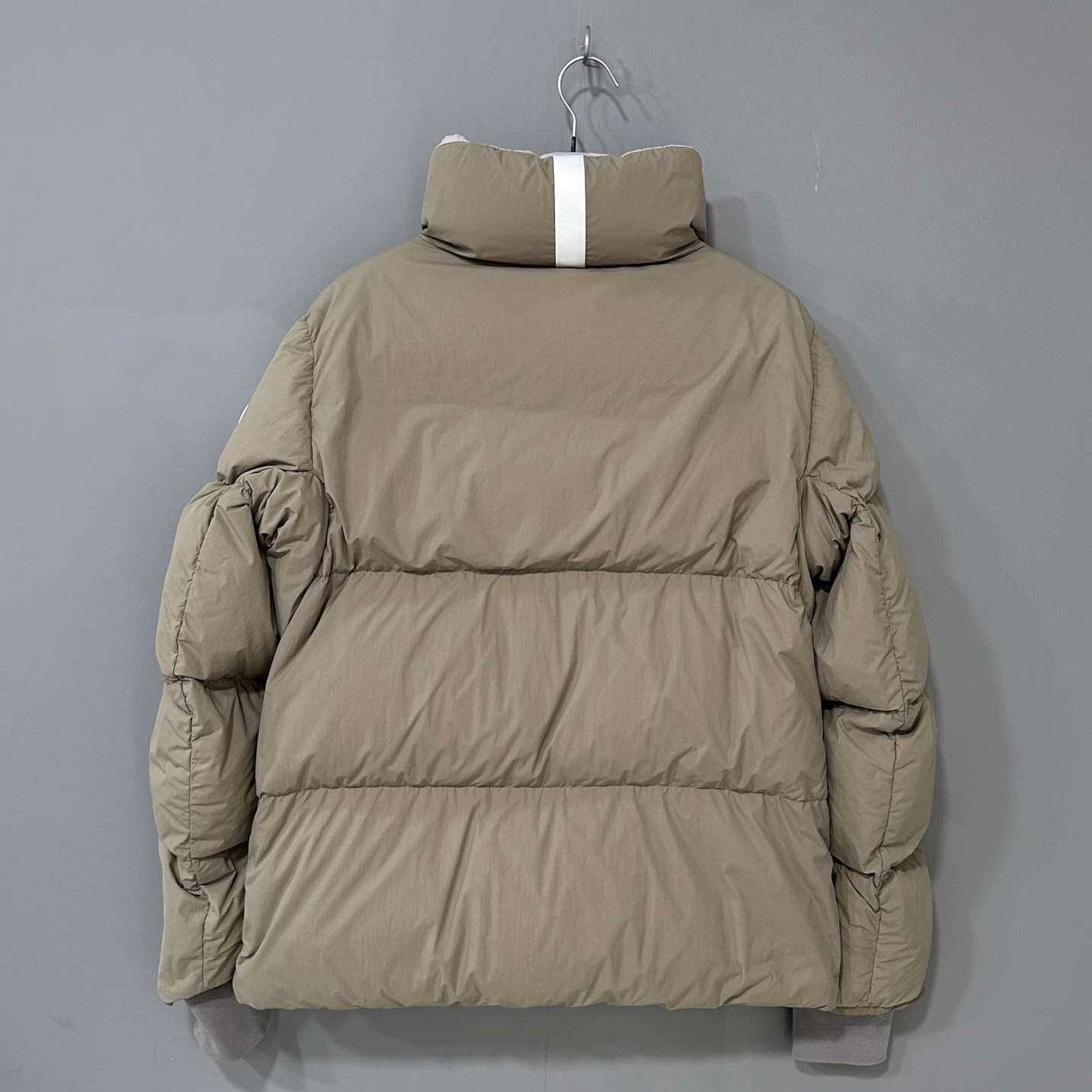 Canada Goose Canada Goose Down Gray Heavy Coat s Men Size US S / EU 44-46 / 1 - 3 Thumbnail