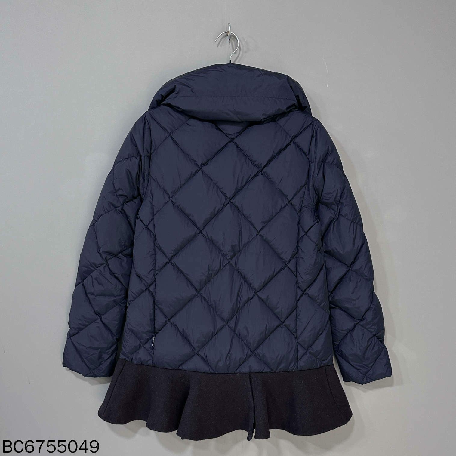 Moncler Moncler Down Plaid Down Jacket XS Women Size XS / US 0-2 / IT 36-38 - 3 Thumbnail