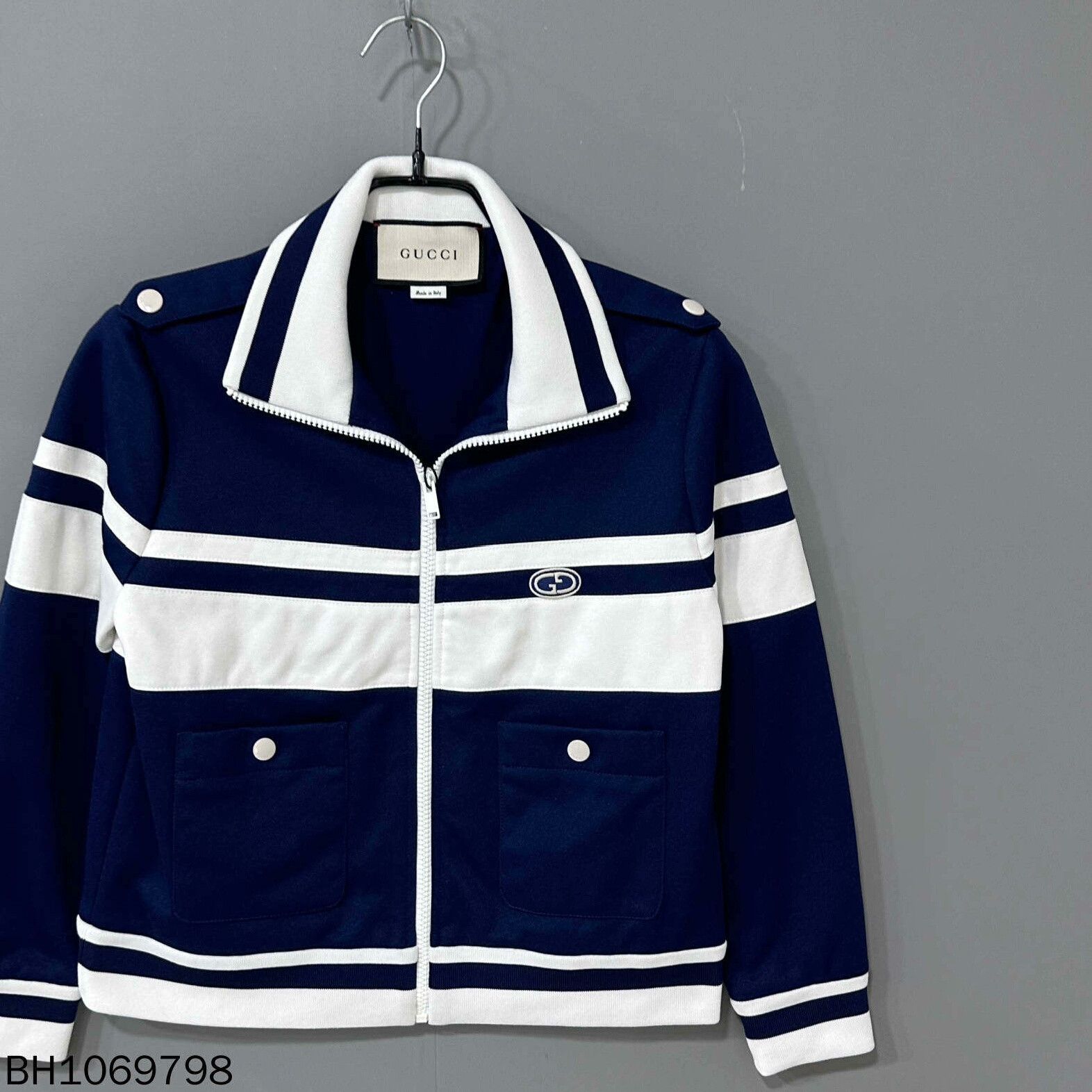 Gucci Gucci Retro Striped Jacket XS Women Size XS / US 0-2 / IT 36-38 - 2 Thumbnail