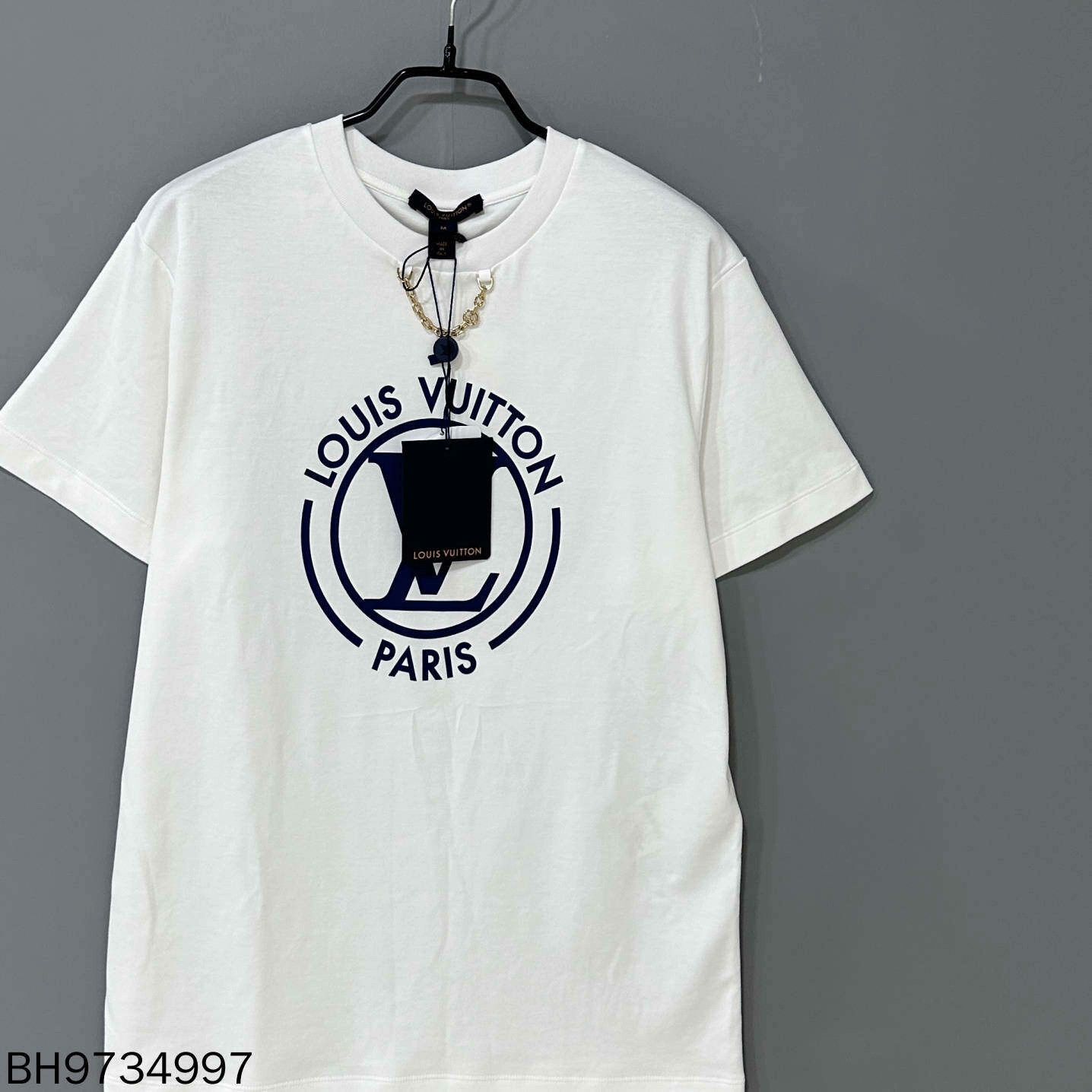 Louis Vuitton Louis Vuitton T-Shirt m Men Size US M / EU 48-50 / 2 - 2 Thumbnail