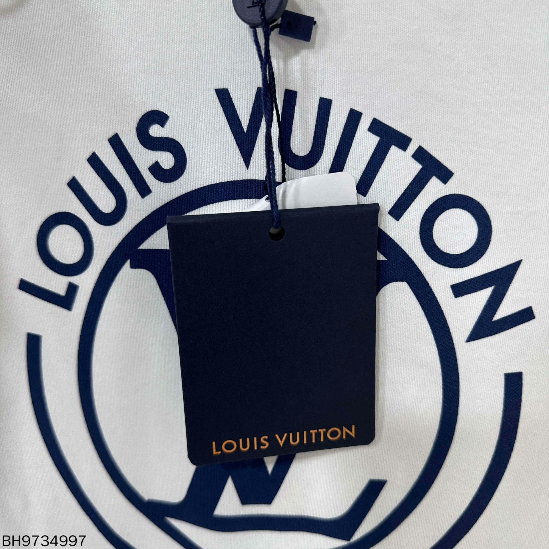 Louis Vuitton Louis Vuitton T-Shirt m Men Size US M / EU 48-50 / 2 - 6 Thumbnail