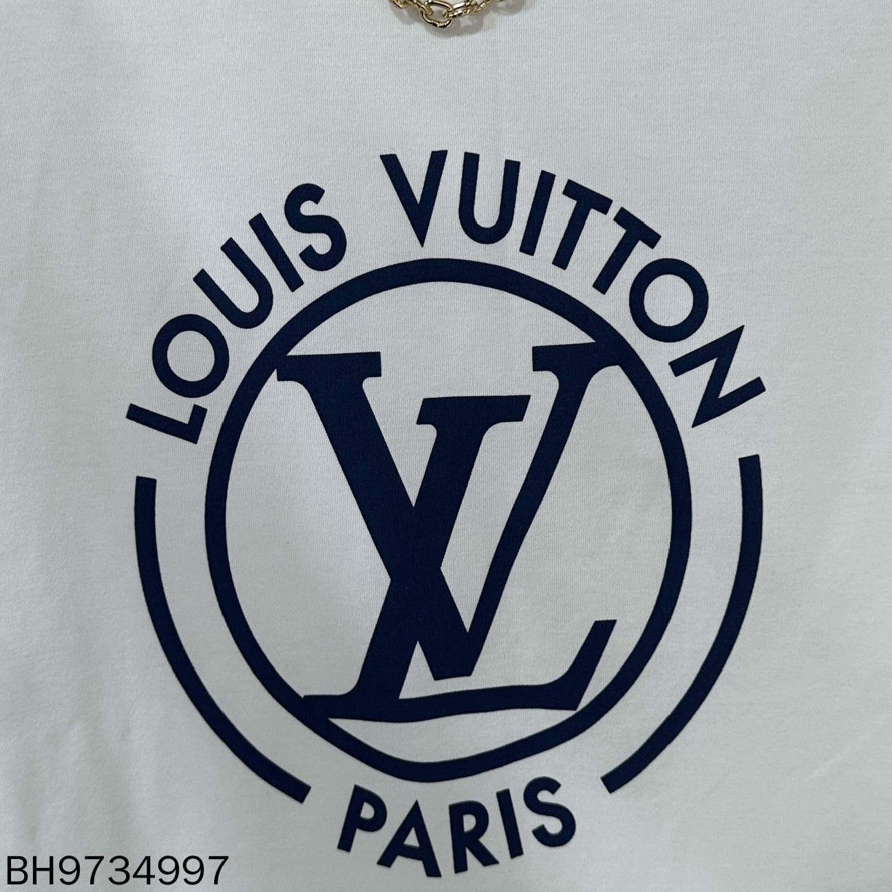 Louis Vuitton Louis Vuitton T-Shirt m Men Size US M / EU 48-50 / 2 - 4 Thumbnail