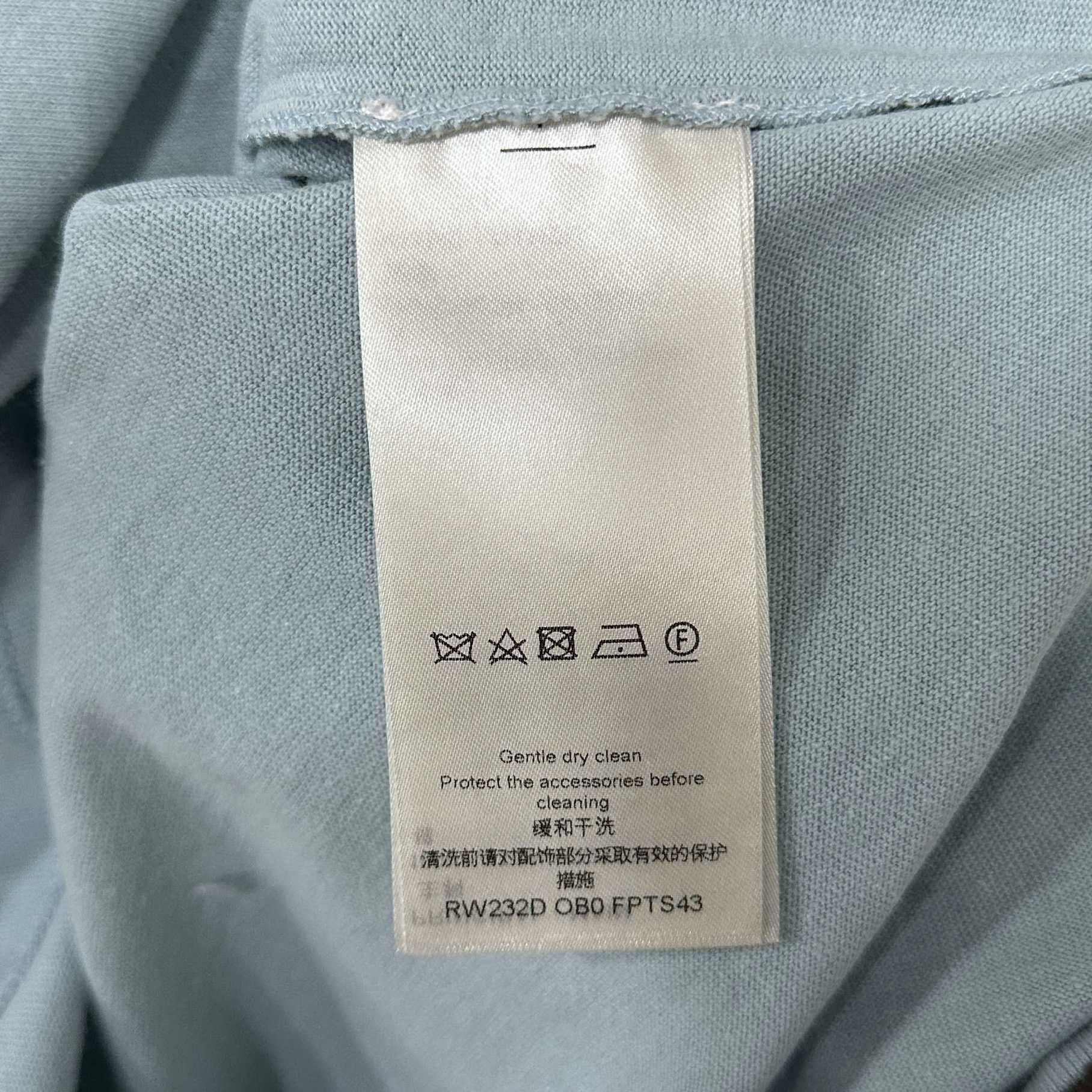 Louis Vuitton Louis Vuitton Retro Blue T-Shirt l Men Size US L / EU 52-54 / 3 - 5 Thumbnail