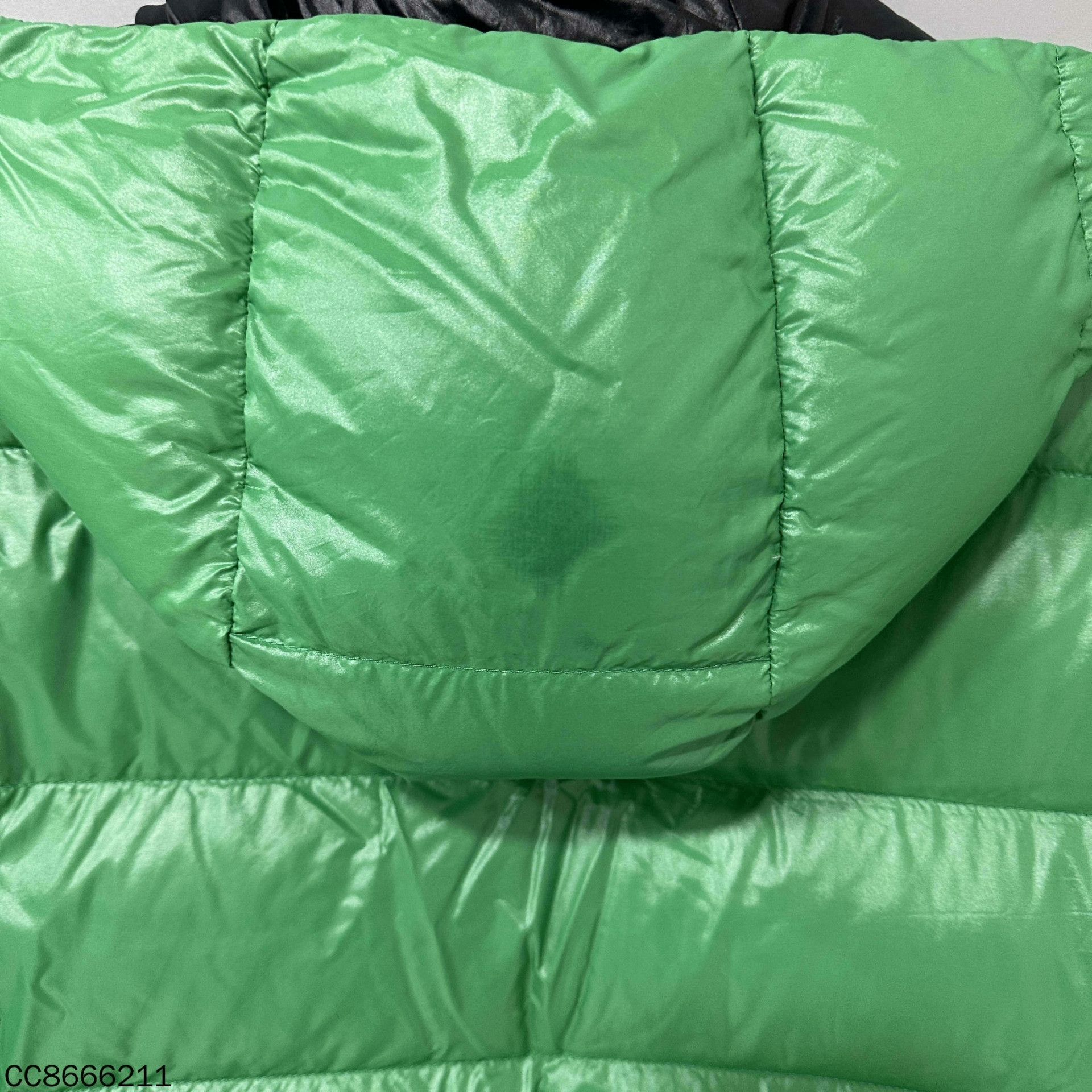 Moncler Moncler Retro Down Green Heavy Coat s Men Size US S / EU 44-46 / 1 - 4 Thumbnail