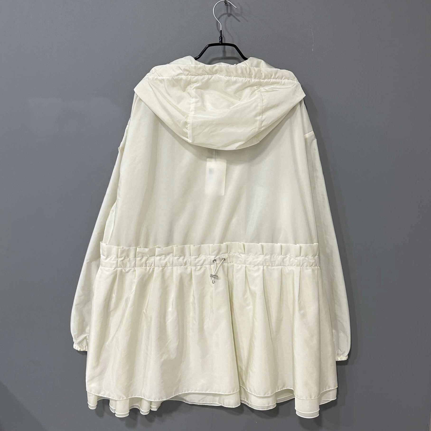 Moncler Moncler White Hoodie S Men Size US S / EU 44-46 / 1 - 3 Thumbnail
