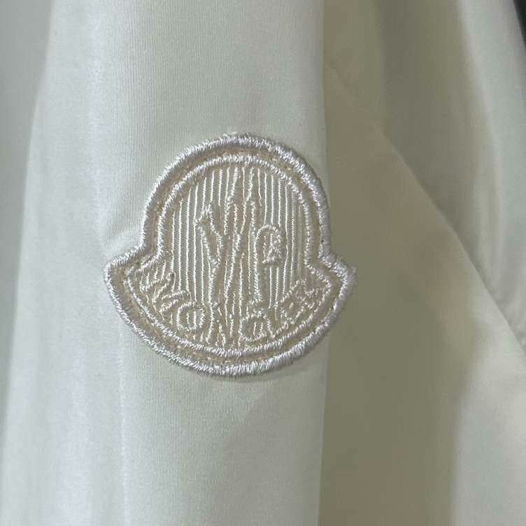 Moncler Moncler White Hoodie S Men Size US S / EU 44-46 / 1 - 5 Thumbnail