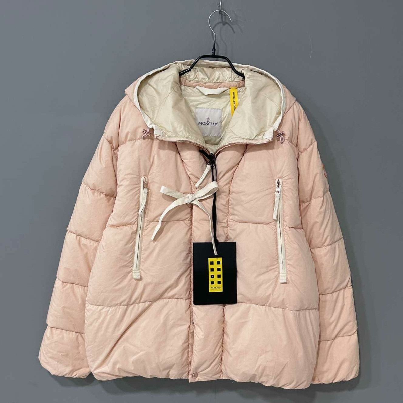 Moncler Moncler Collab Down Pink Down Jacket XS Women Size XS / US 0-2 / IT 36-38 - 2 Thumbnail