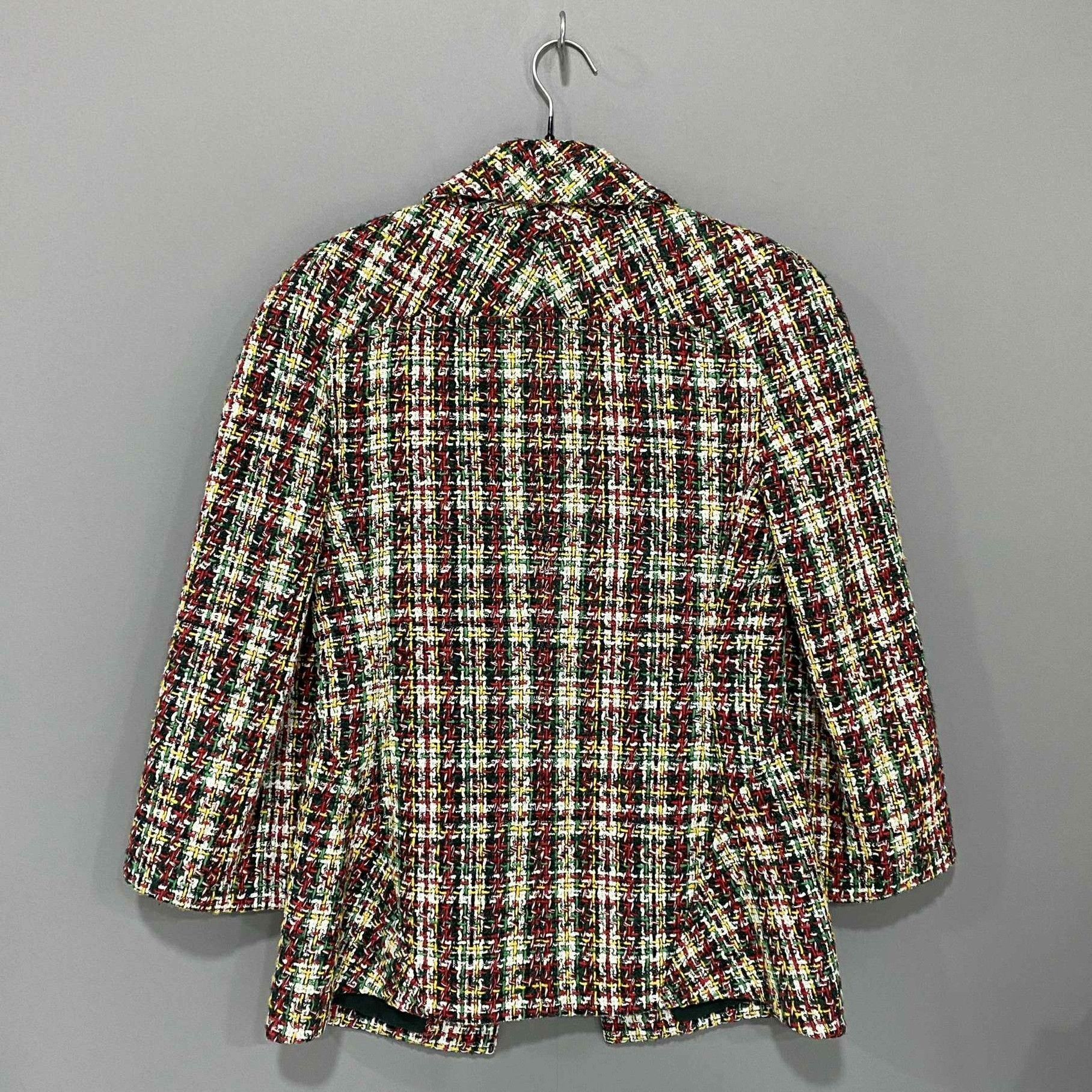 Chanel Chanel Red Jacket S Women Size S / US 4 / IT 40 - 3 Thumbnail