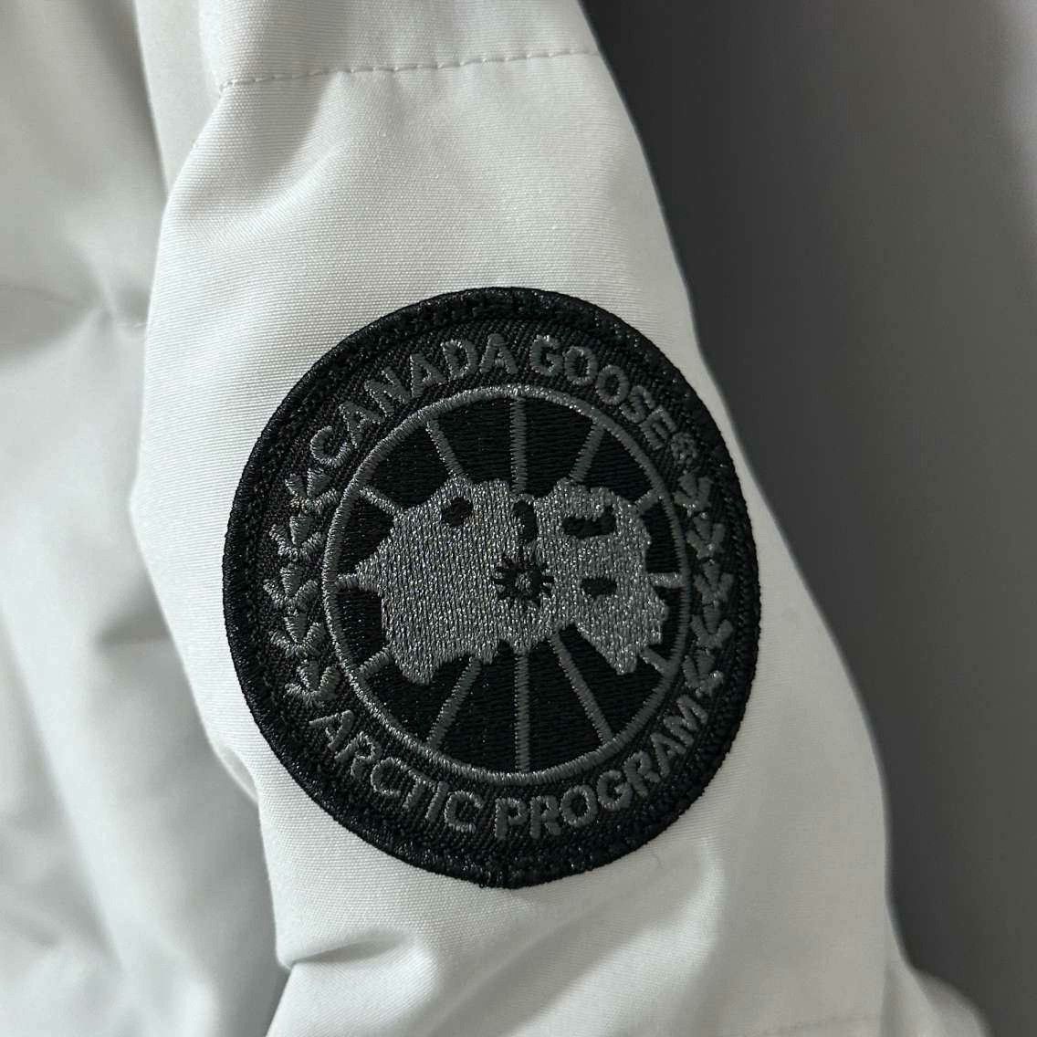 Canada Goose Canada Goose Premium Down Gray Heavy Coat m Men Size US M / EU 48-50 / 2 - 4 Thumbnail