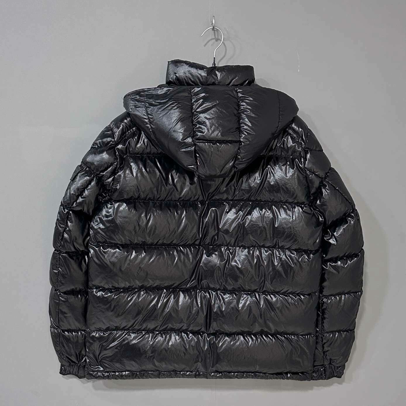 Moncler Moncler Down Black Heavy Coat m Men Size US M / EU 48-50 / 2 - 3 Thumbnail