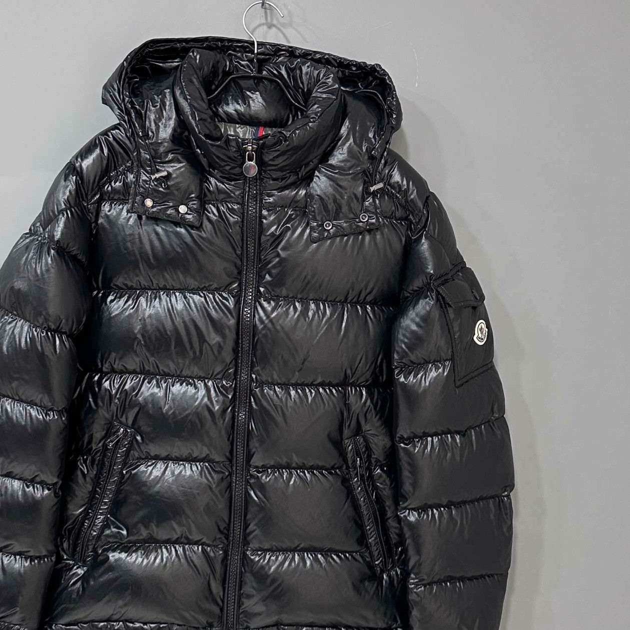 Moncler Moncler Down Black Heavy Coat m Men Size US M / EU 48-50 / 2 - 2 Thumbnail