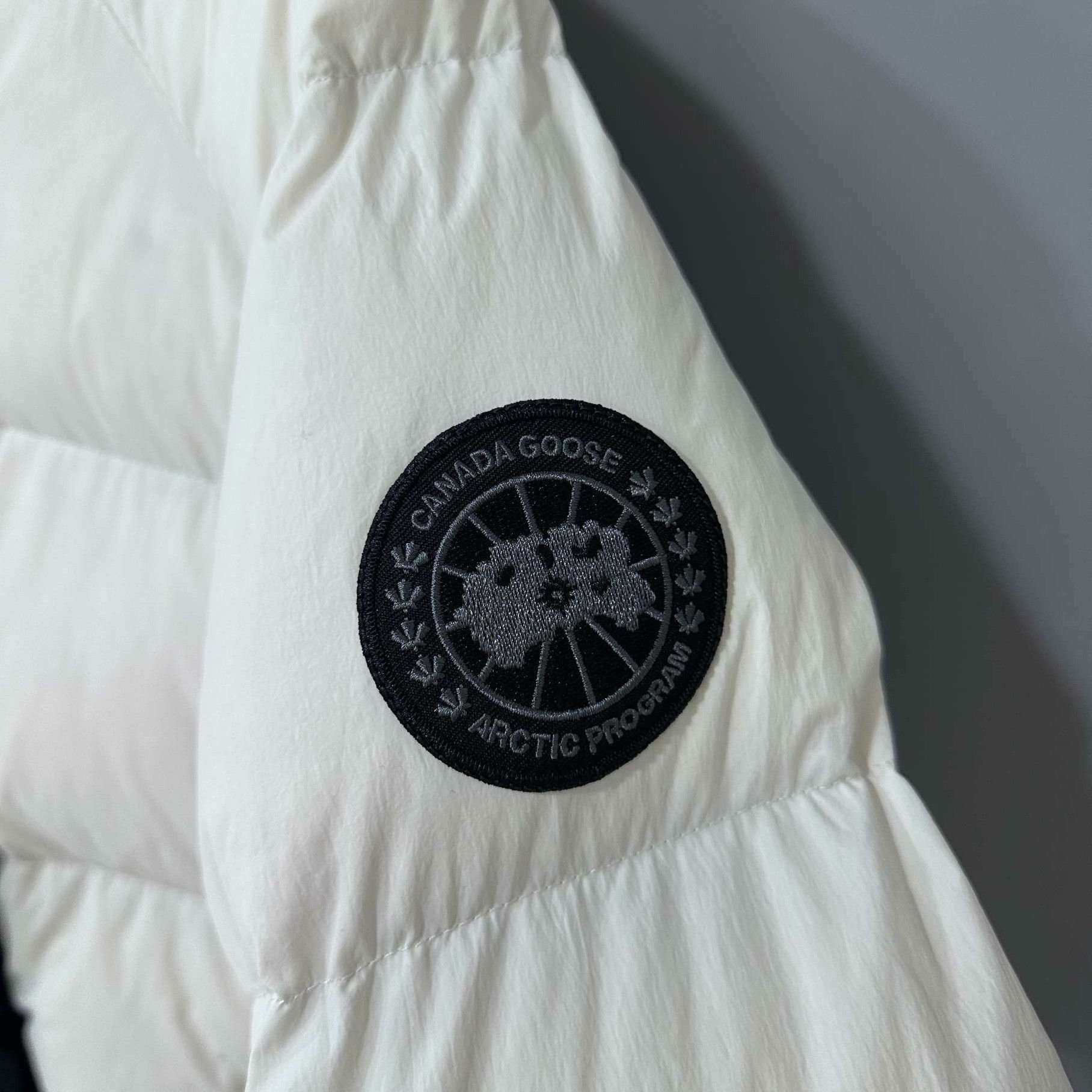 Canada Goose Canada Goose Down White Heavy Coat s Men Size US S / EU 44-46 / 1 - 4 Thumbnail