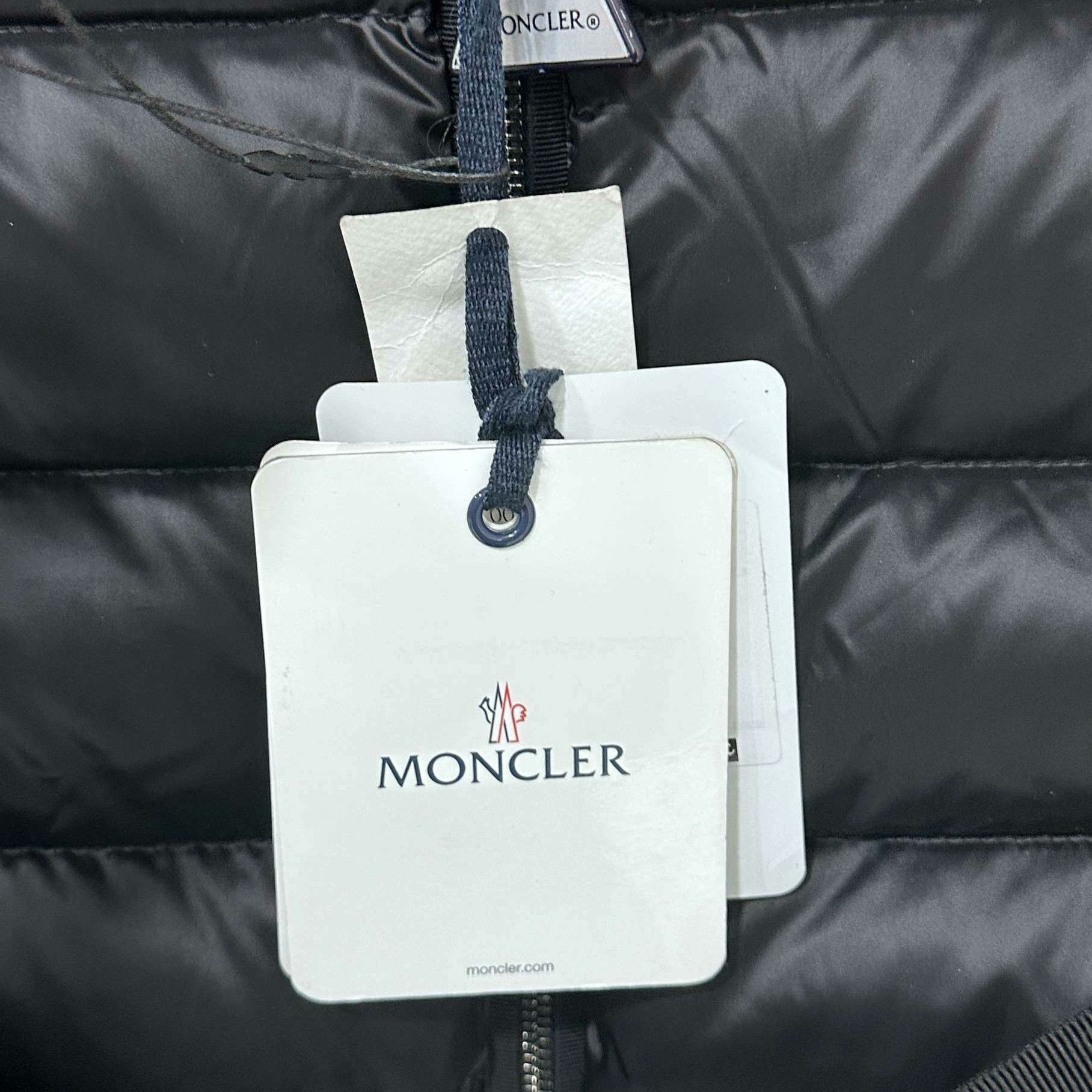 Moncler Moncler Down Slim Down Jacket L Women Size L / US 10 / IT 46 - 5 Thumbnail